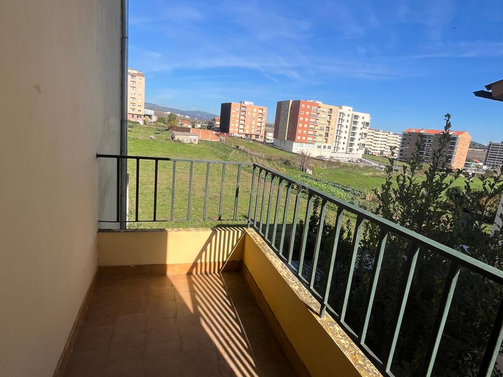 Moradia Isolada (com 4 Frações Independentes) -BRAGANÇA - Image 10