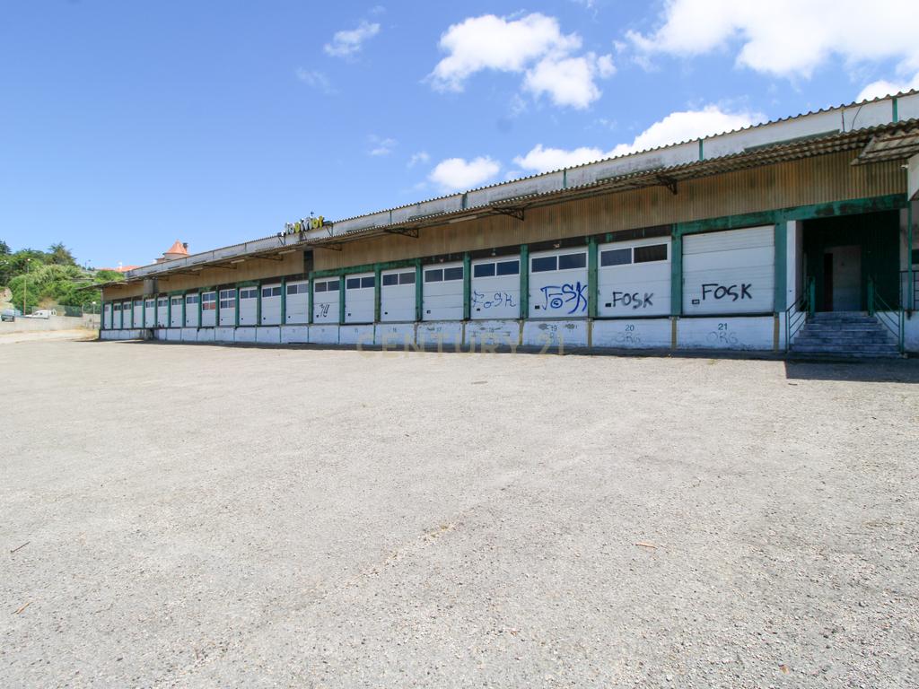 Espaçoso Armazém Industrial c/ 2 Naves em Sintra, Lisboa - Image 30