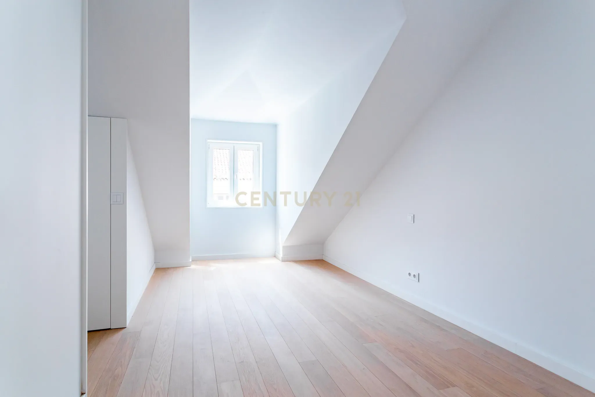 Penthouse de Luxo no Chiado - Image 27