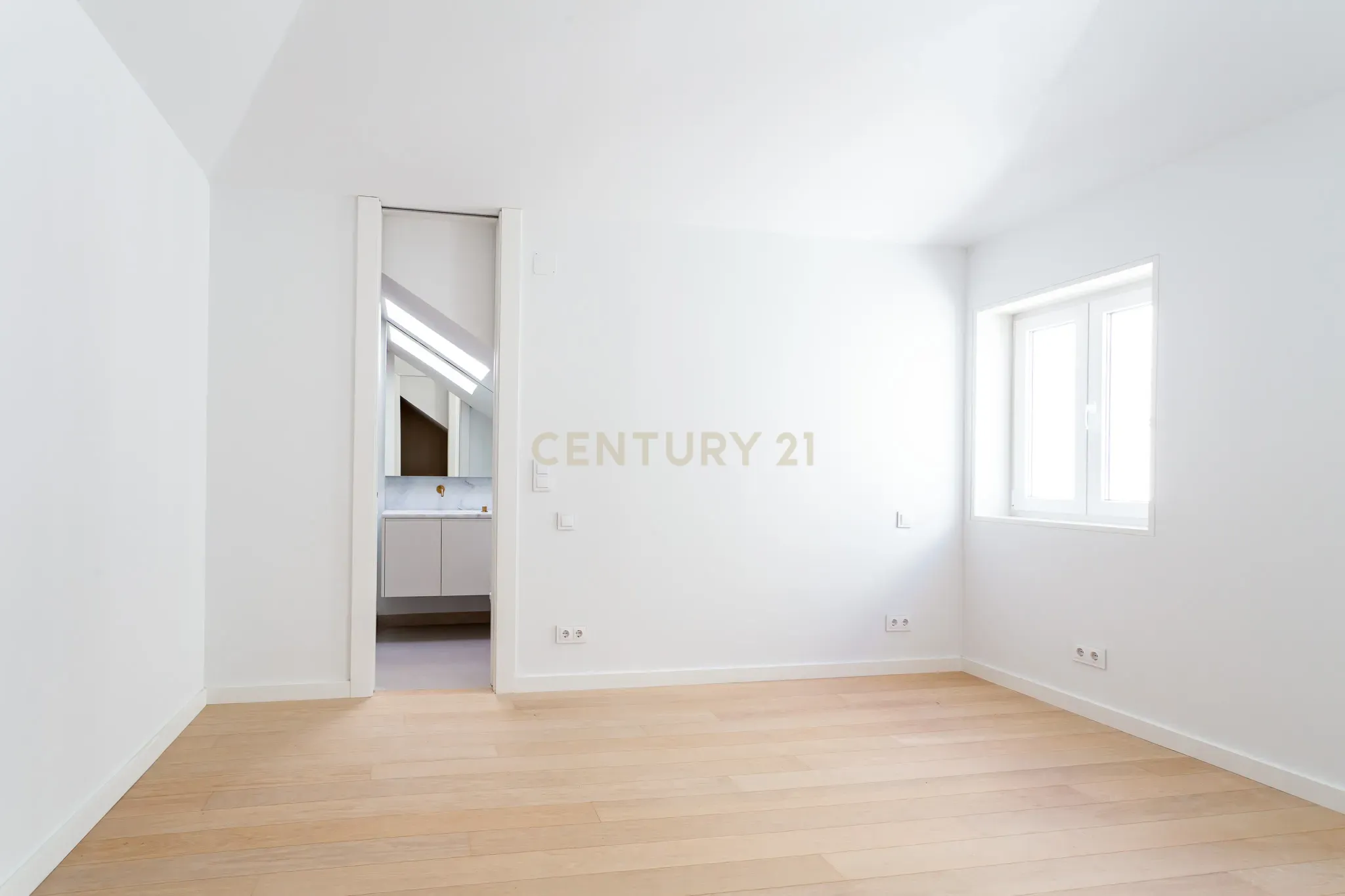 Penthouse de Luxo no Chiado - Image 62