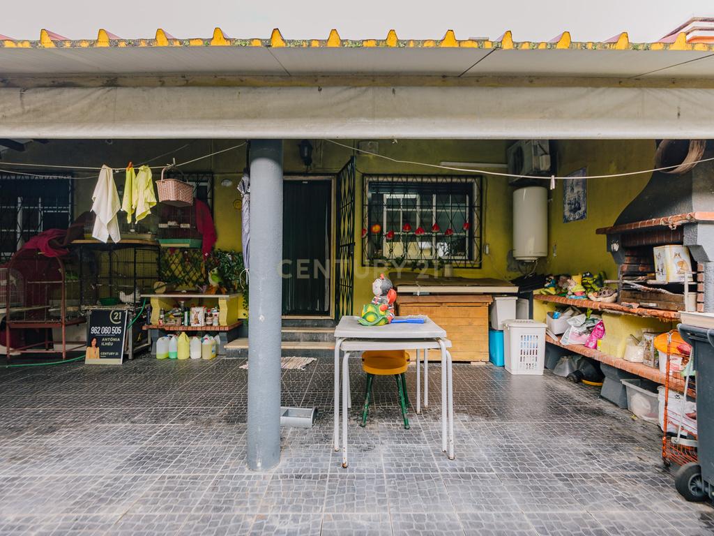 Moradia térrea isolada com garagem no Montijo - Image 32