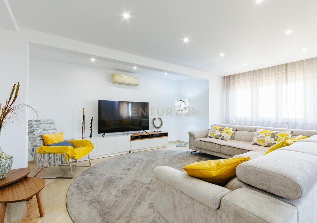 DUPLEX REMODELADO A 5 MINUTOS AEROPORTO LISBOA C/BOX - Image 16