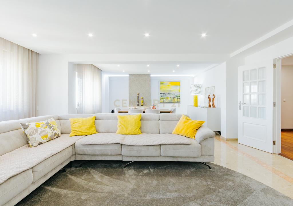 DUPLEX REMODELADO A 5 MINUTOS AEROPORTO LISBOA C/BOX - Image 20