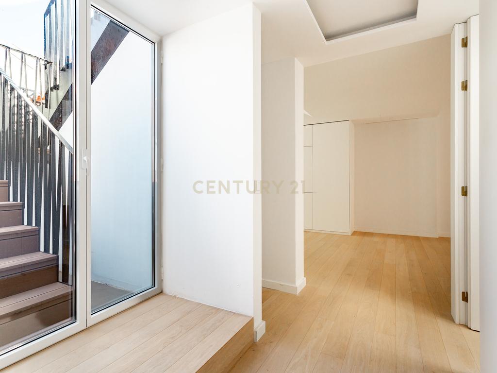 Penthouse de Luxo no Chiado - Image 40