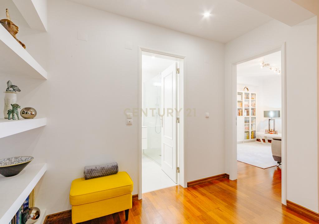 DUPLEX REMODELADO A 5 MINUTOS AEROPORTO LISBOA C/BOX - Image 22