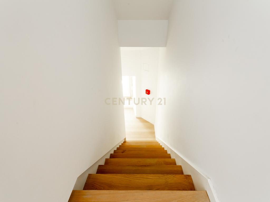 Penthouse de Luxo no Chiado - Image 41