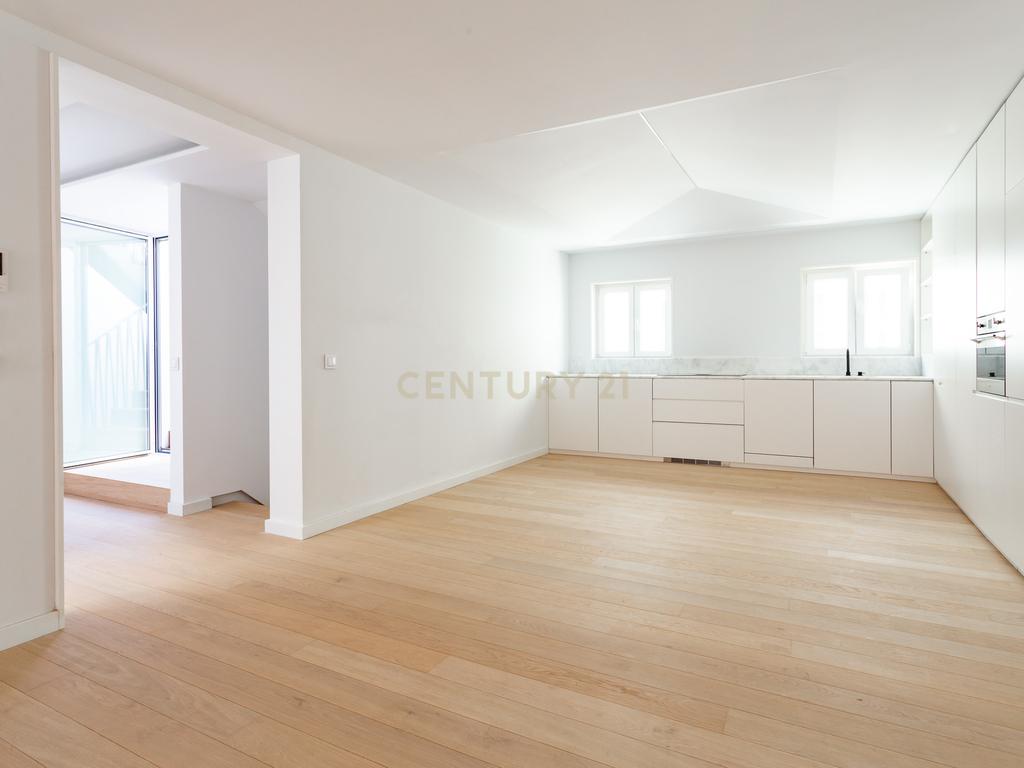 Penthouse de Luxo no Chiado - Image 43