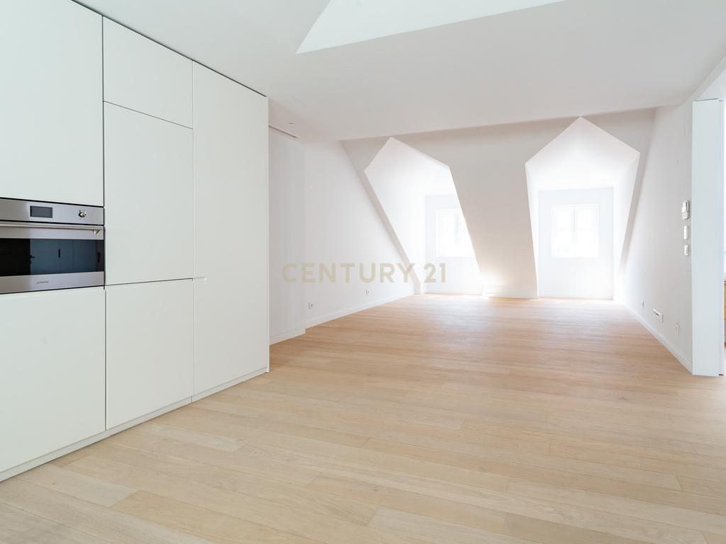 Penthouse de Luxo no Chiado - Image 44