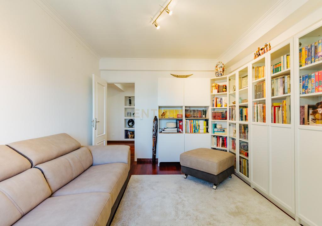 DUPLEX REMODELADO A 5 MINUTOS AEROPORTO LISBOA C/BOX - Image 32