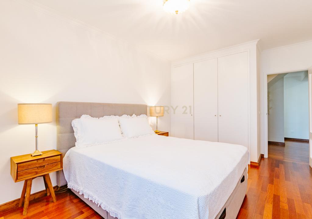 DUPLEX REMODELADO A 5 MINUTOS AEROPORTO LISBOA C/BOX - Image 35