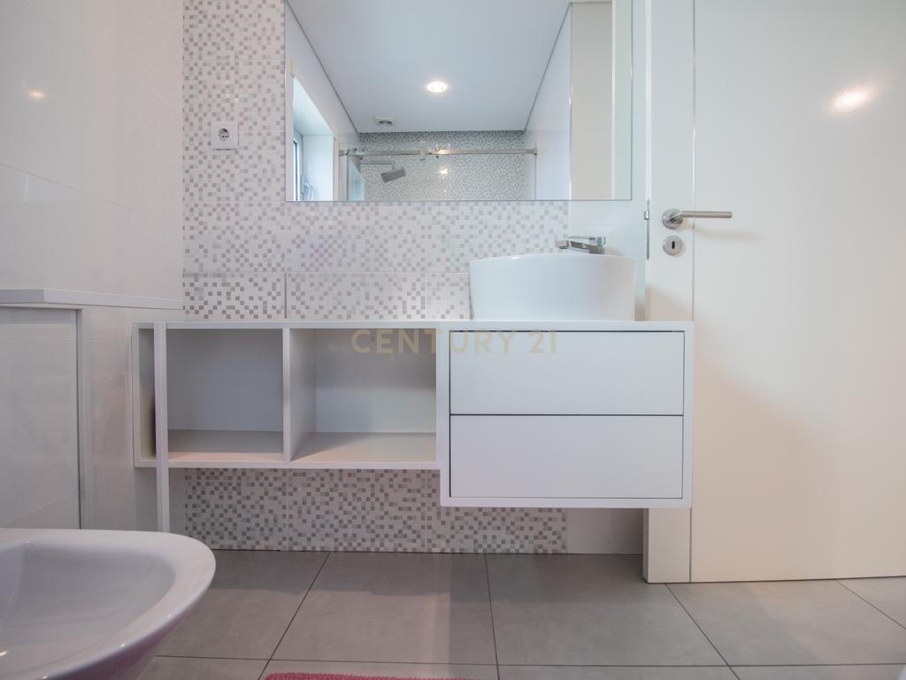 Moradia de Luxo - Buarcos, Figueira da Foz - Image 20