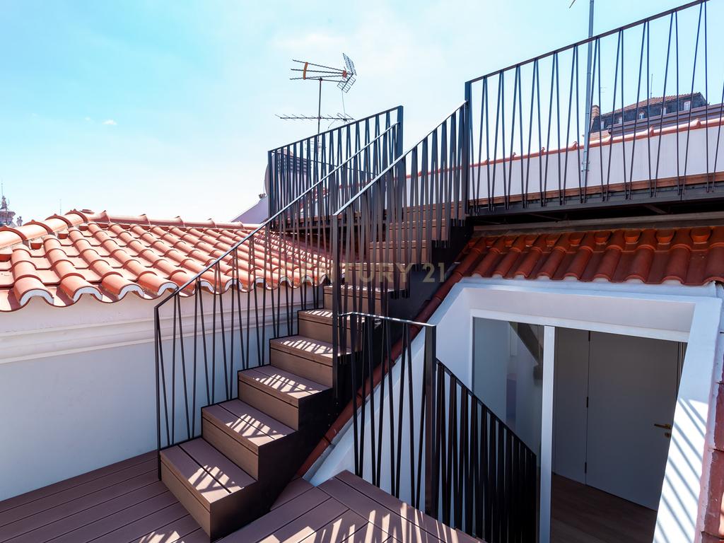 Penthouse de Luxo no Chiado - Image 51