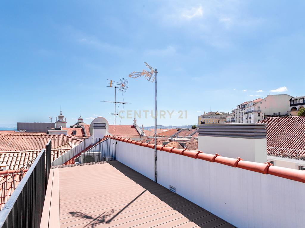 Penthouse de Luxo no Chiado - Image 53