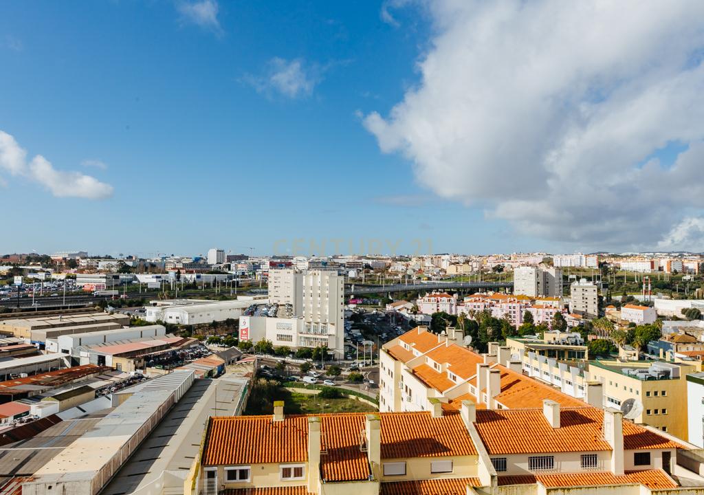 DUPLEX REMODELADO A 5 MINUTOS AEROPORTO LISBOA C/BOX - Image 55