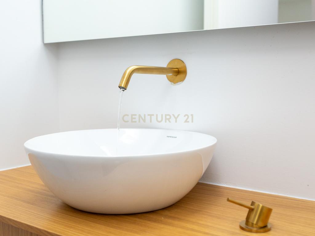 Penthouse de Luxo no Chiado - Image 3
