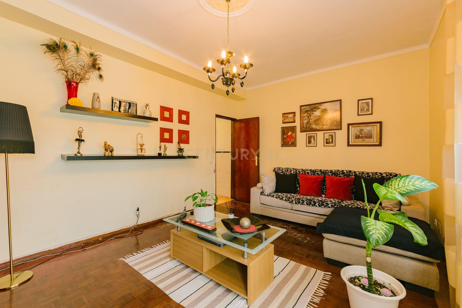 Apartamento T3 com elevador no Alto do Seixalinho - Barreiro - Image 2