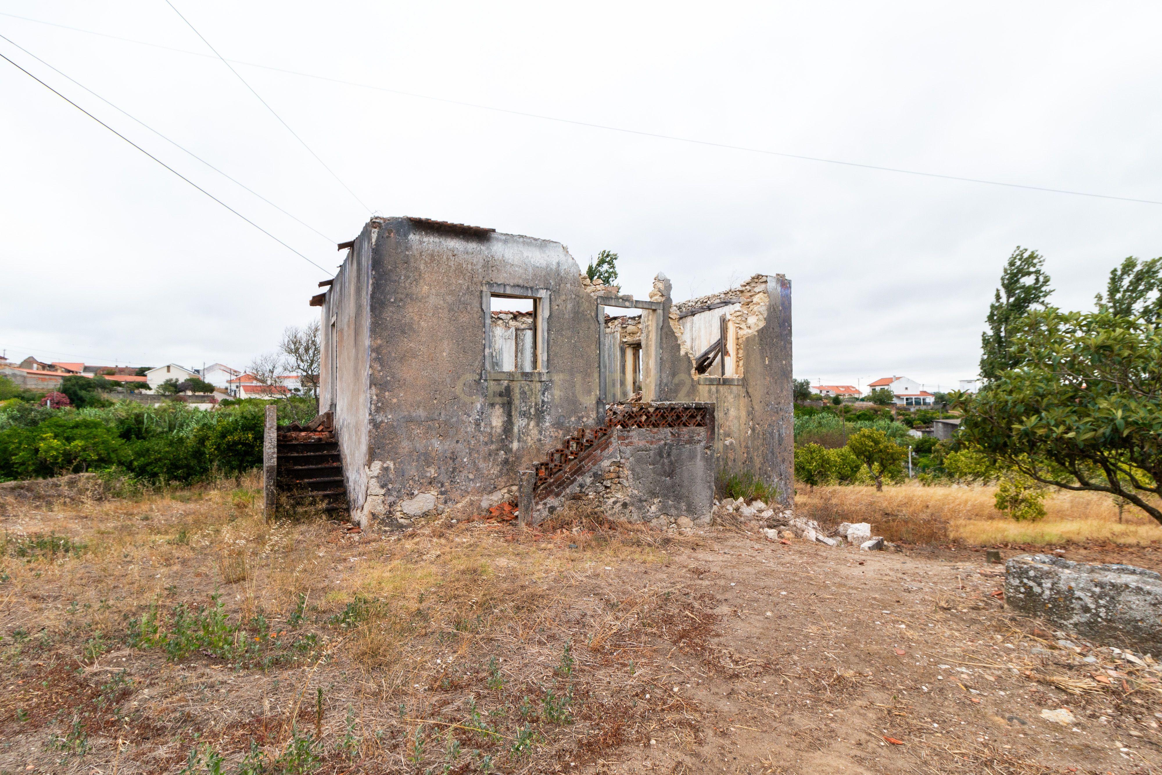 Moradia T2 Torres Novas - Chancelaria - Image 1