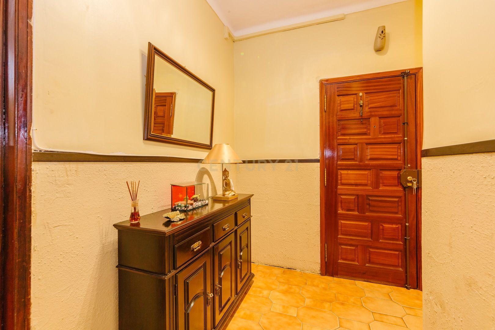 Apartamento T3 com elevador no Alto do Seixalinho - Barreiro - Image 8