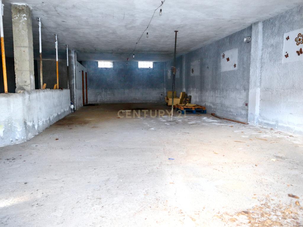 undefined - Image 3