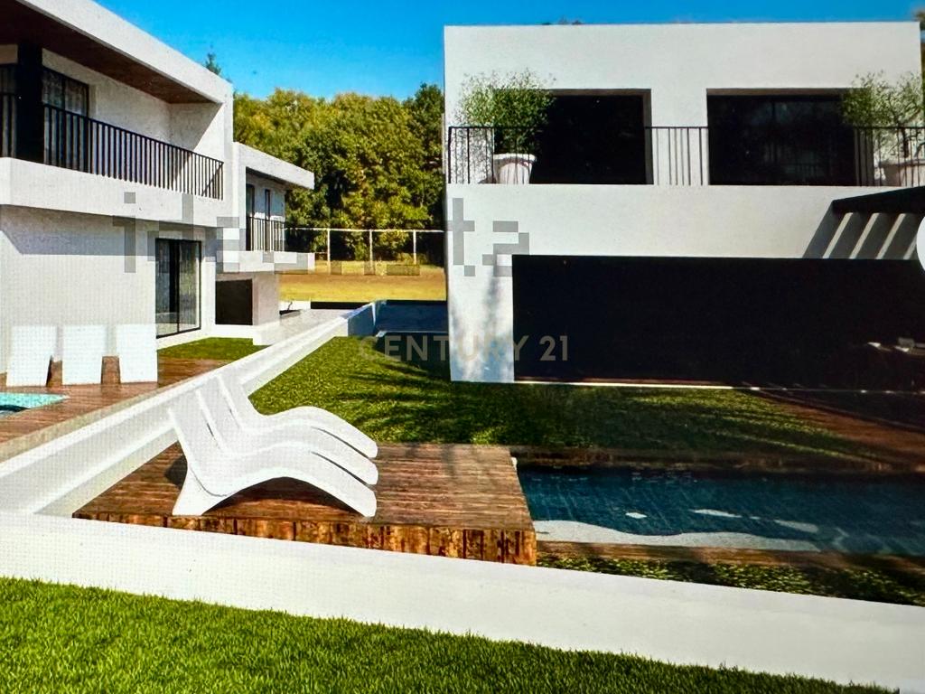 AZEITÃO - MORADIA ISOLADA -  4 SUITES  (em construção) - Image 2