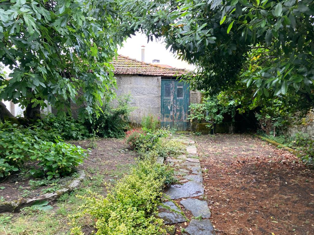 Moradia T8 Tipo Casa Senhorial, Geminada, no Centro Histórico de Pinhel com 486 m2 de área habitável. - Image 20