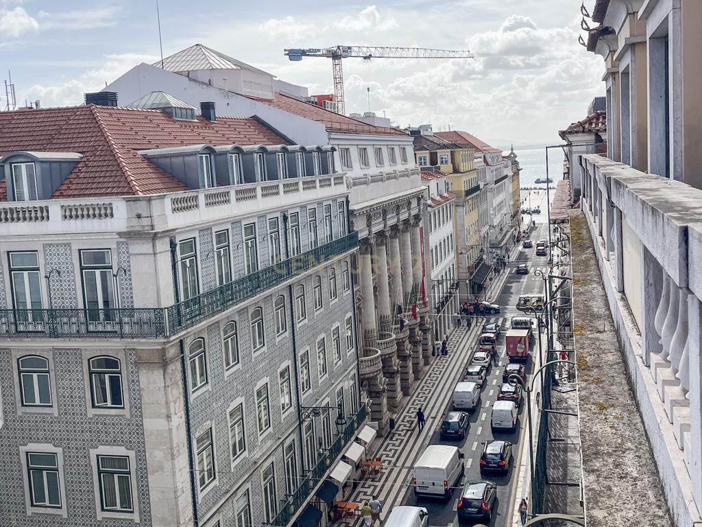 Apartamento T2+1 com Vista Rio | Baixa de Lisboa - Image 37
