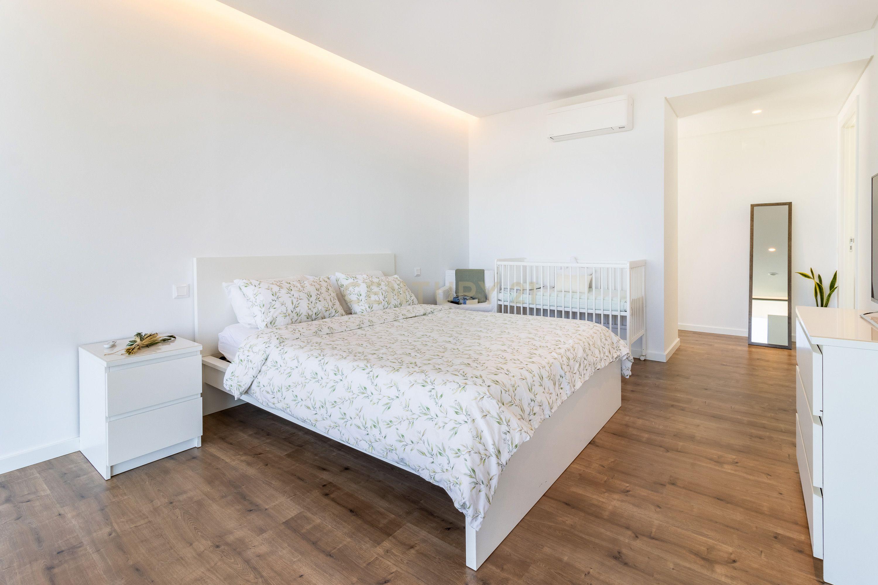 MORADIA CONTEMPORÂNEA T3 II ENCOSTA DO CASTELO OURÉM - Image 19