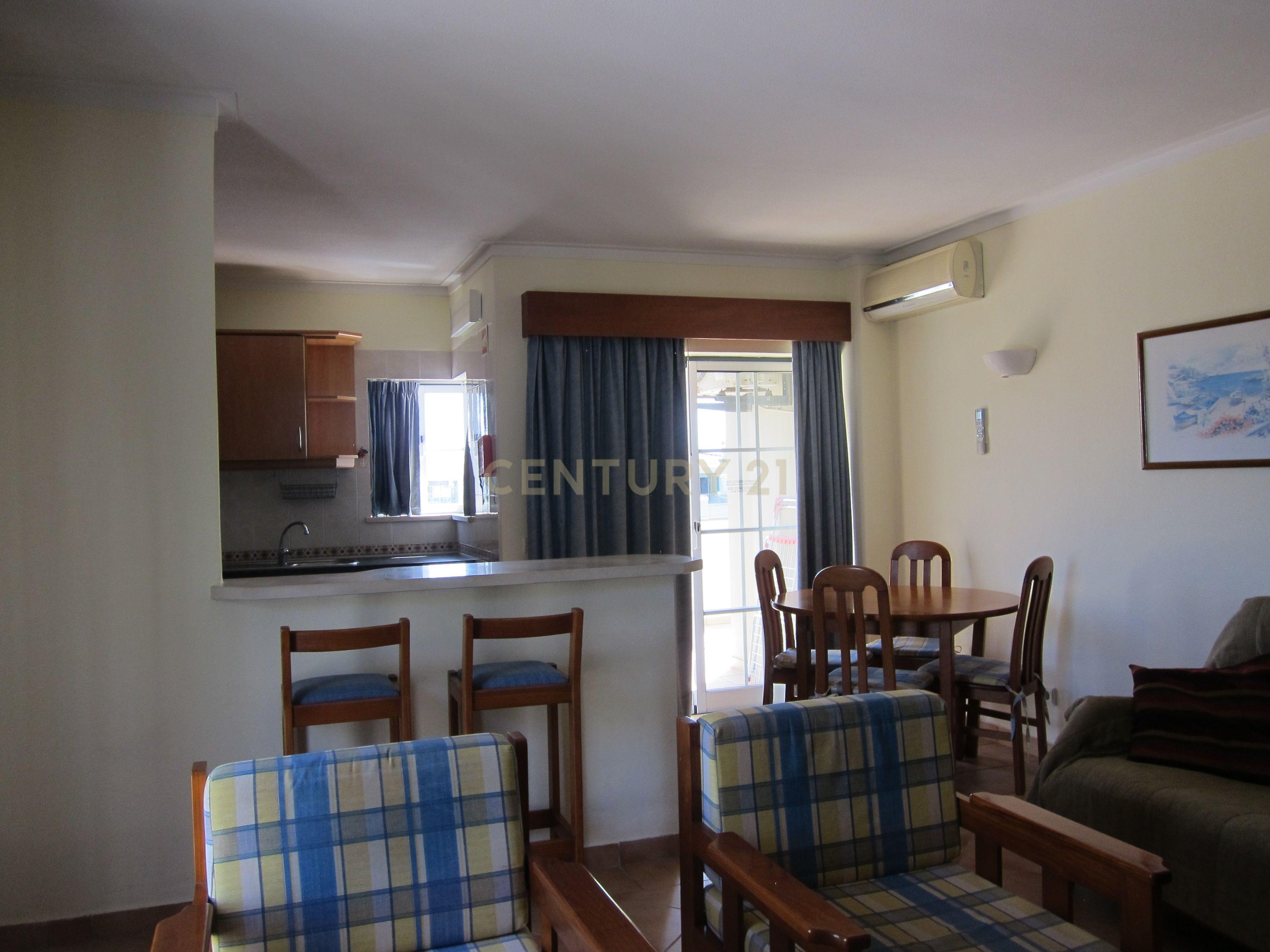 Apartamento T1  em Condomínio fechado com piscina, Vitor`S Plaza Alvor - Image 9