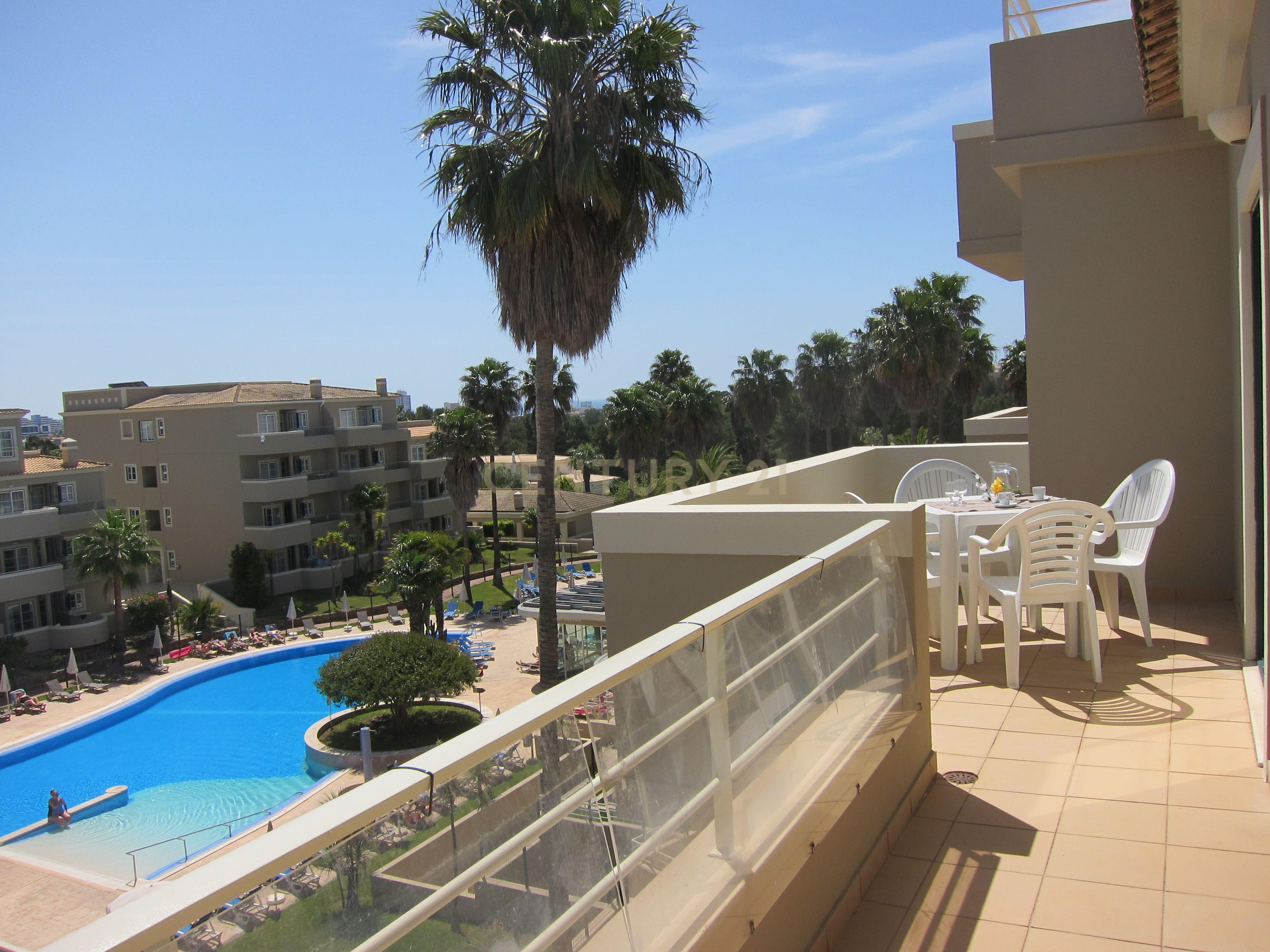 Apartamento T1  em Condomínio fechado com piscina, Vitor`S Plaza Alvor - Image 12