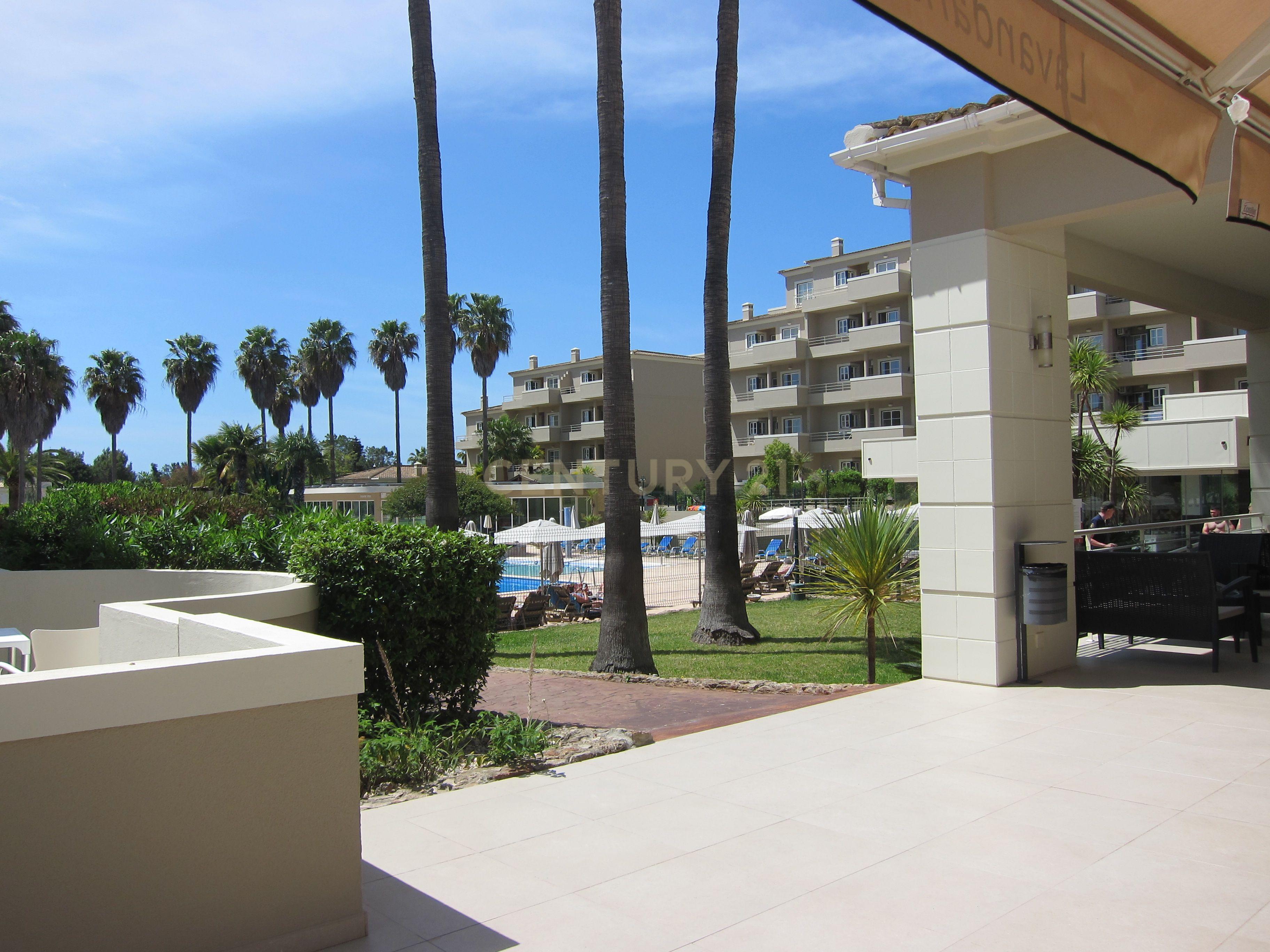 Apartamento T1  em Condomínio fechado com piscina, Vitor`S Plaza Alvor - Image 19