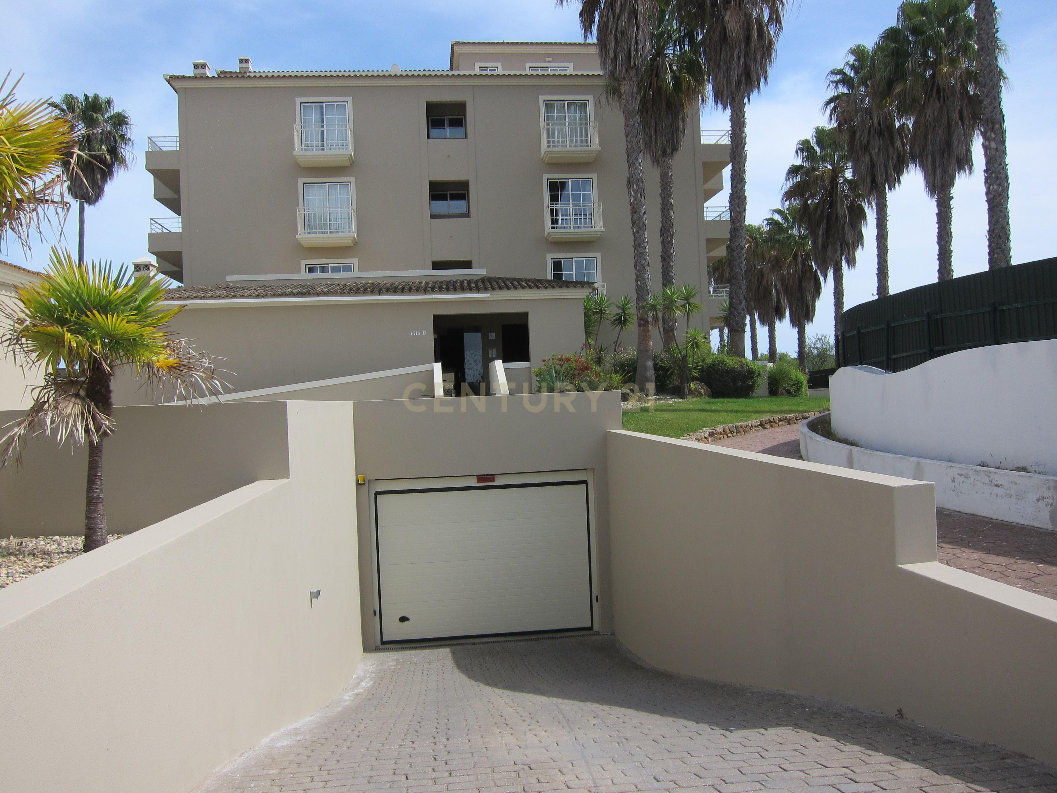 Apartamento T1  em Condomínio fechado com piscina, Vitor`S Plaza Alvor - Image 21