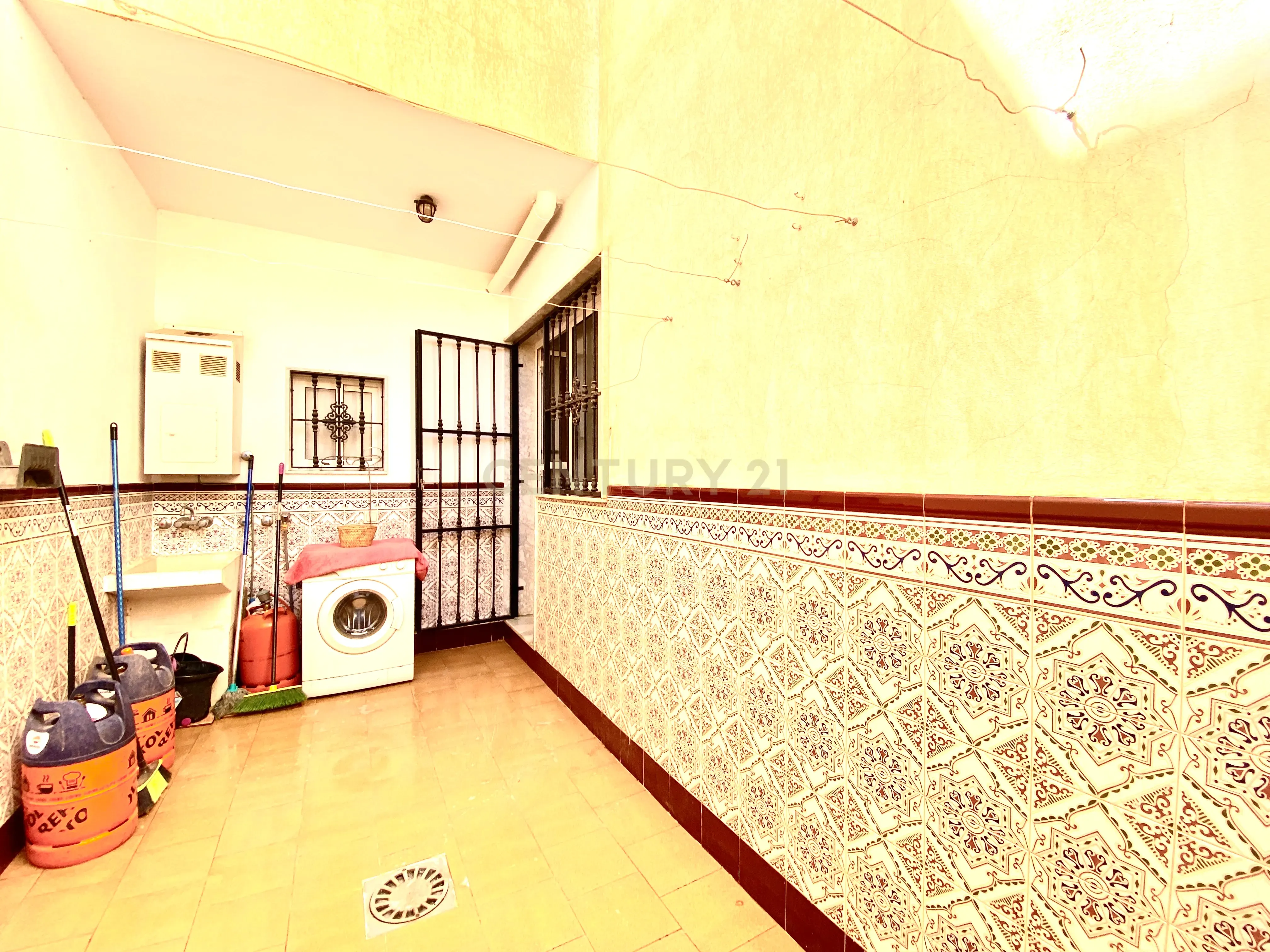 undefined - Image 39
