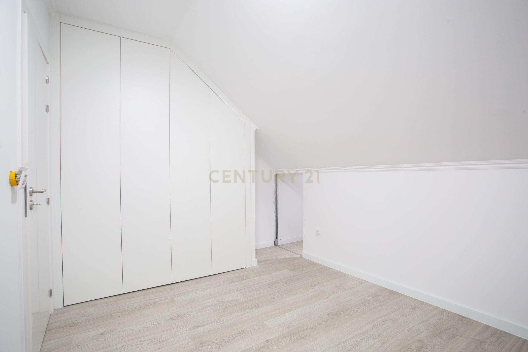 Moradia Remodelada no Barreiro - Image 32