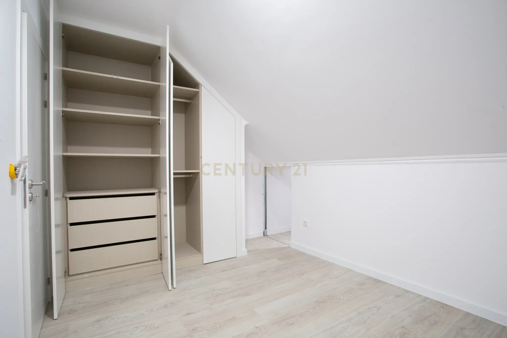 Moradia Remodelada no Barreiro - Image 33