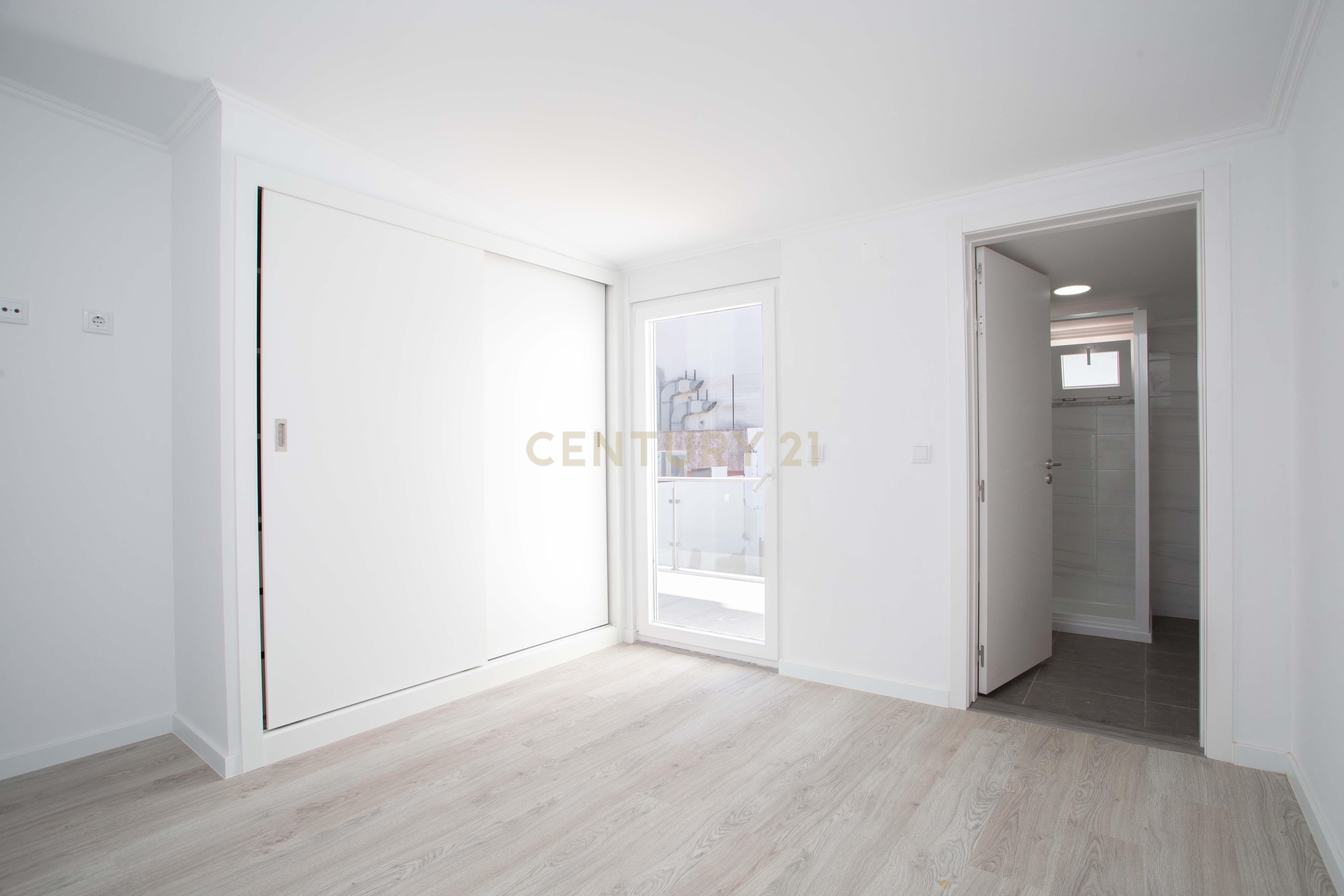 Moradia Remodelada no Barreiro - Image 26