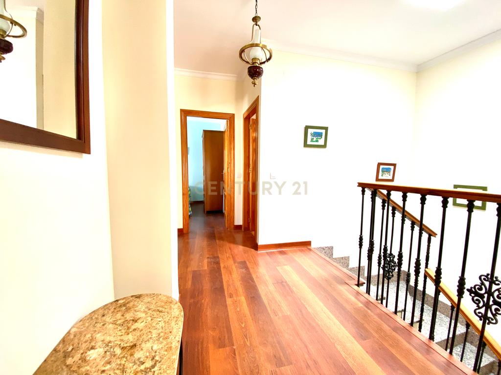MORADIA DUPLEX EM DALIAS - Image 6