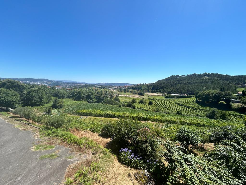 **ESPECTACULAR MORADIA T4+1 EM PAREDES, COM RECHEIO INCLUIDO** - Image 28