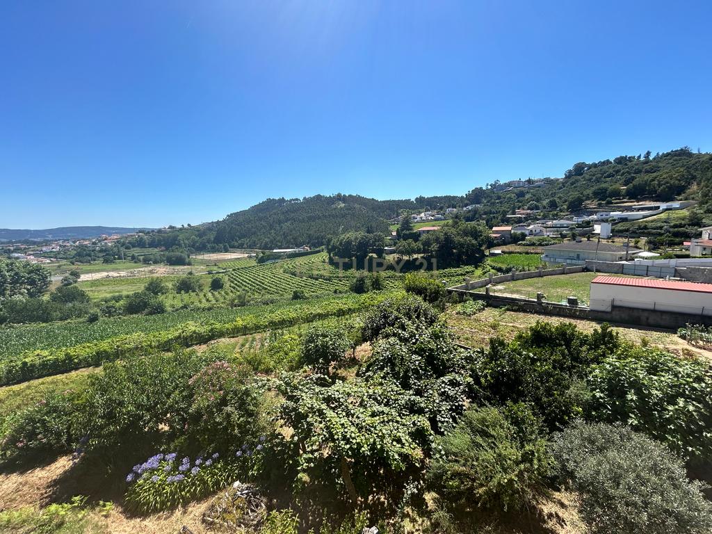 **ESPECTACULAR MORADIA T4+1 EM PAREDES, COM RECHEIO INCLUIDO** - Image 25