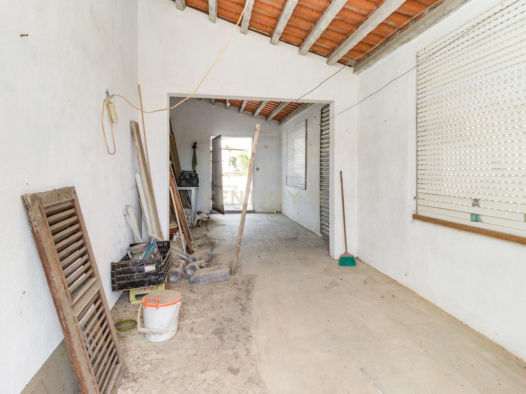 Moradia em Tolosa com 635m² e terreno com 1250m², para modernização total - Image 64