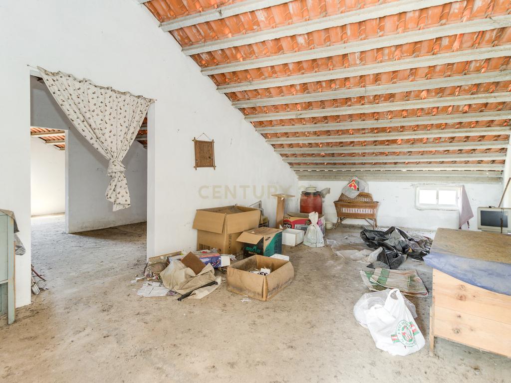 Moradia em Tolosa com 635m² e terreno com 1250m², para modernização total - Image 78