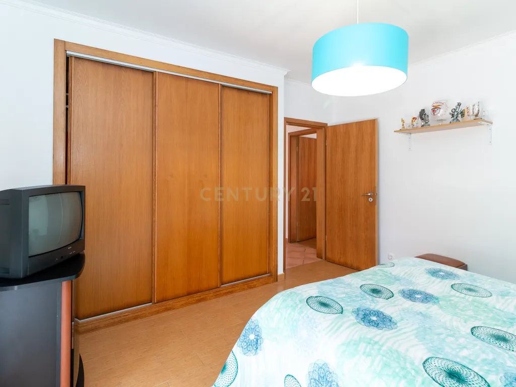 Moradia T4 na Marinha Grande - Image 19