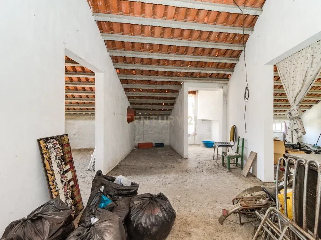 Moradia em Tolosa com 635m² e terreno com 1250m², para modernização total - Image 76