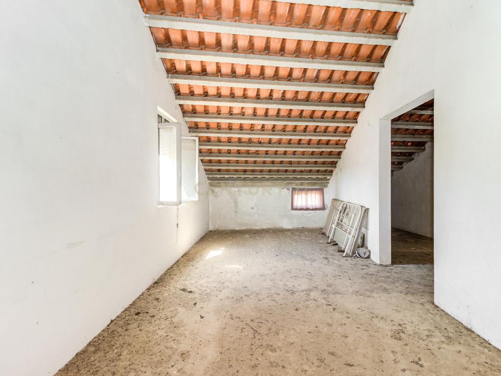 Moradia em Tolosa com 635m² e terreno com 1250m², para modernização total - Image 79