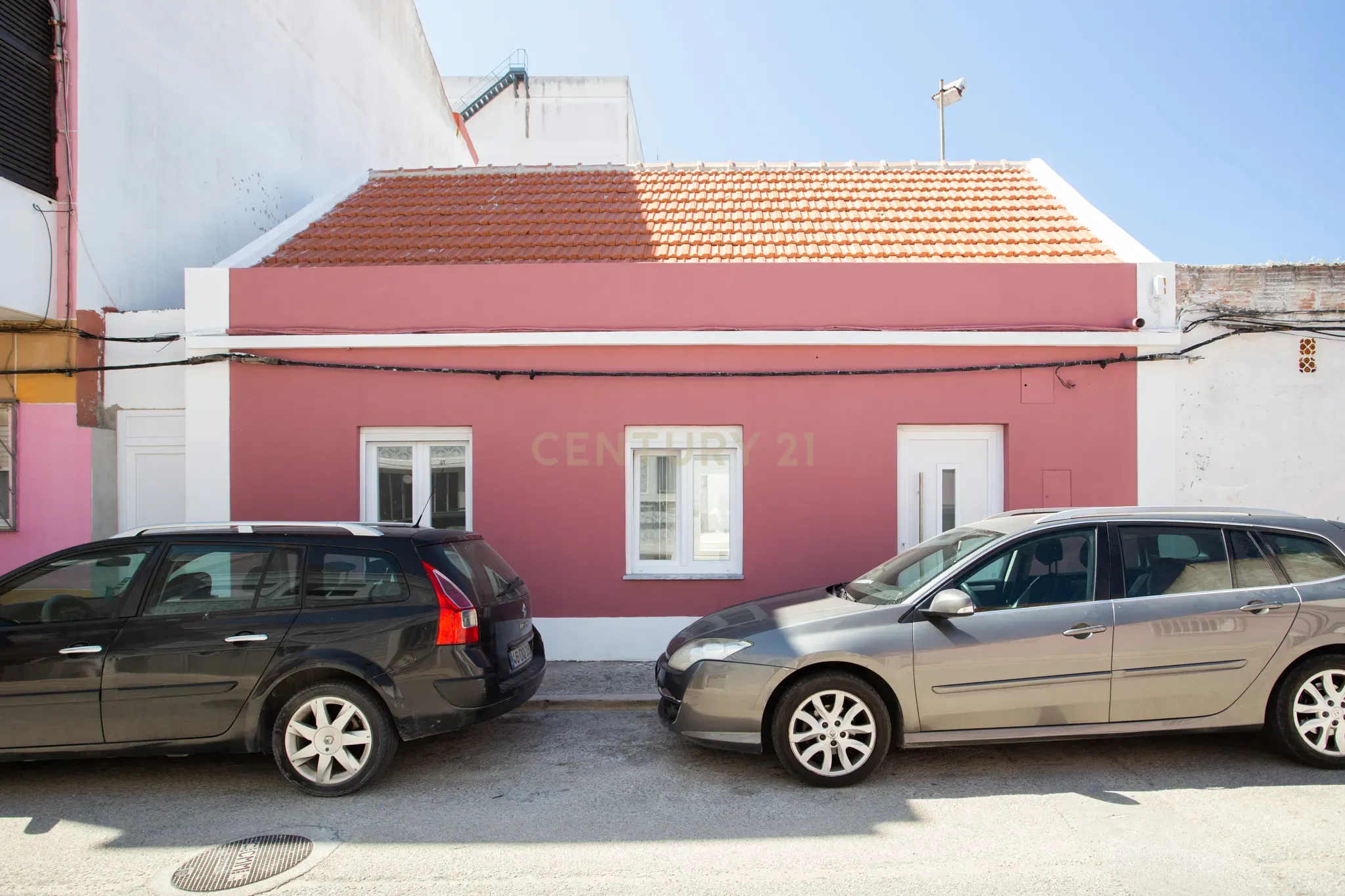 Moradia Remodelada no Barreiro - Image 2