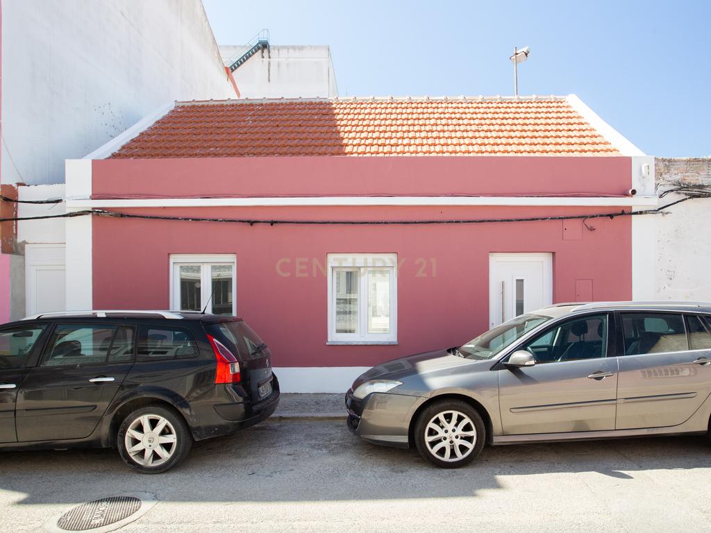 Moradia Remodelada no Barreiro - Image 2