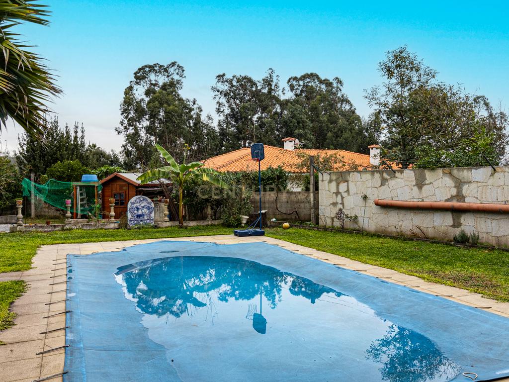 Casa Isolada Renovada em Braga com Acessibilidade e Conforto - Image 12