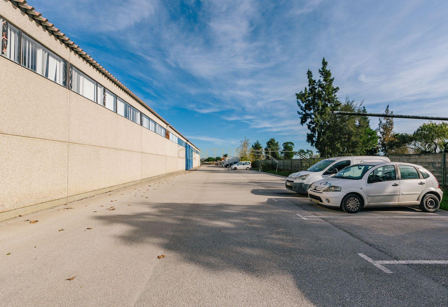 Armazém Industrial com Escritórios para Venda em Pinhal Novo - Image 38