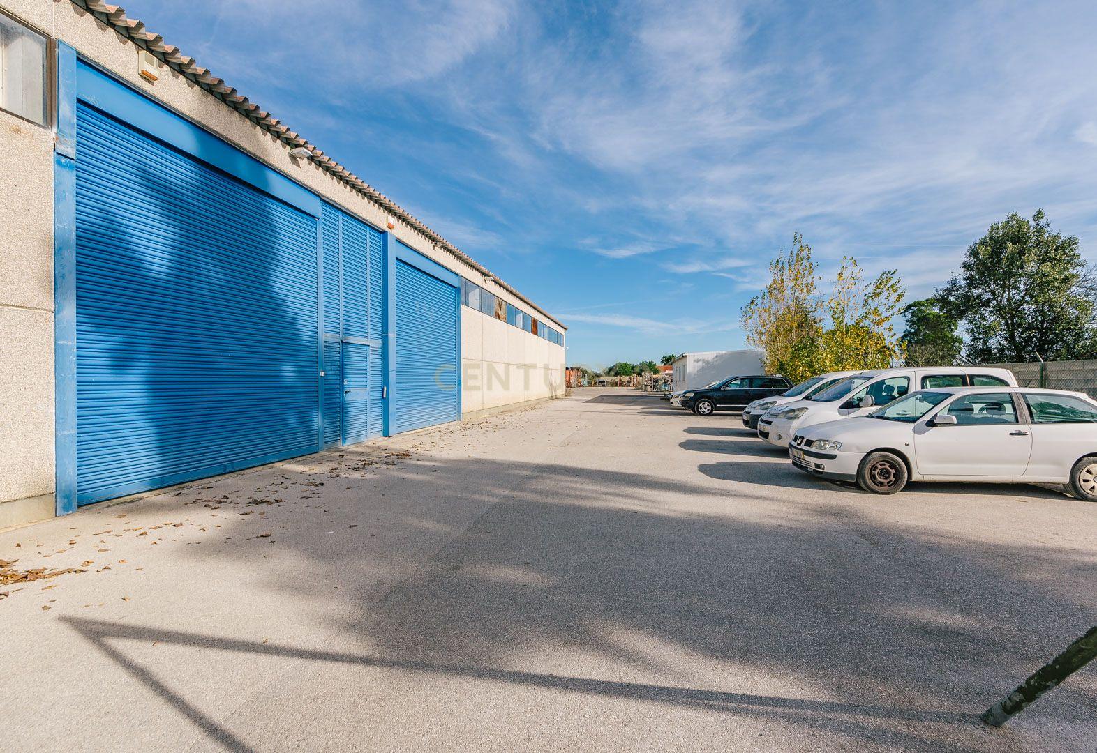 Armazém Industrial com Escritórios para Venda em Pinhal Novo - Image 3