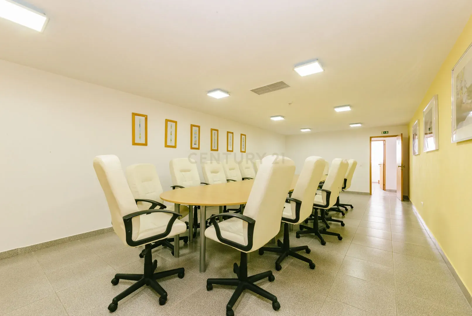 Armazém Industrial com Escritórios para Venda em Pinhal Novo - Image 27