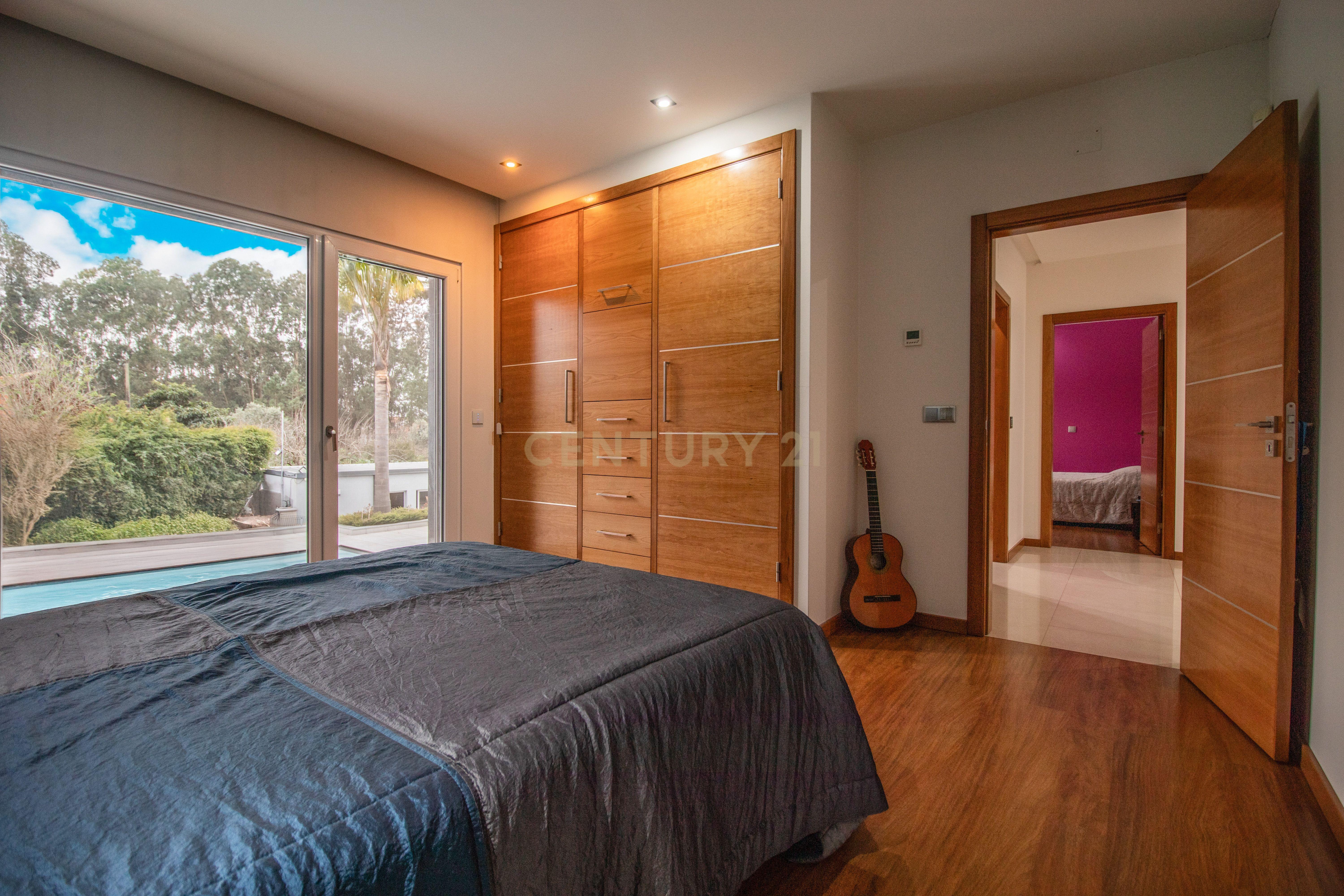 Moradia T4 de luxo - Carriço, Pombal - Image 32